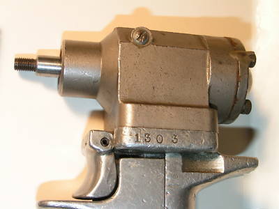 RV14GB rivet puller and 11 nose assemblies