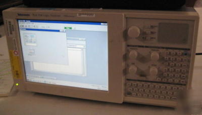 Tektronix tla 714 logic analyzer color 2X tla 7L4