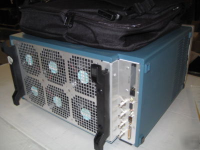 Tektronix tla 714 logic analyzer color 2X tla 7L4