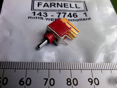 Dpdt / dpco toggle switch pcb mount, farnell 143-7746