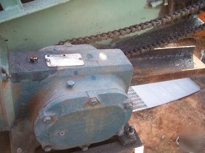 Incline motorized belt conveyor w/ss hopper, 30