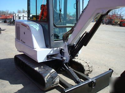 Bobcat 328 3 ton mini excavator with cab 2 buckets