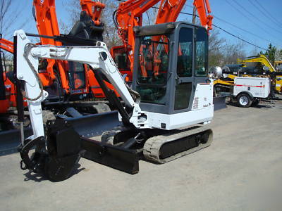 Bobcat 328 3 ton mini excavator with cab 2 buckets