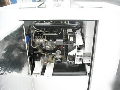 Heavy duty diesel 15KW enclosed generator w/45GAL tank 