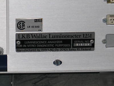 Lkb wallac luminometer model 1251 luminescence analyzer
