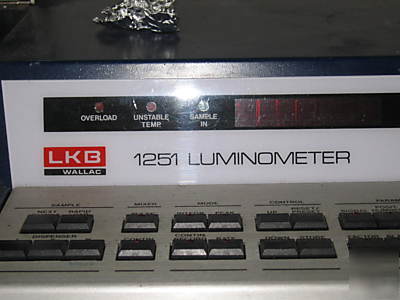 Lkb wallac luminometer model 1251 luminescence analyzer