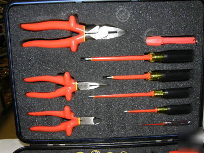 New salisbury deluxe maintenance insulated tool kit 