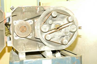 Glaser tube bow sanding, polishing, grinding, machine