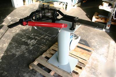 Hossfeld bender model no 2 tube and pipe bender