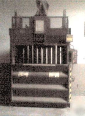 Carboard baler 60