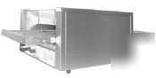 Conveyor pizza toast/bake oven - 10.5IN w