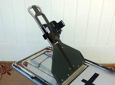 Stretcher / gurney hausted w /adj. head/ neck support 