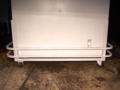 Ice cream novelty chest freezer, on removeable cart, a+