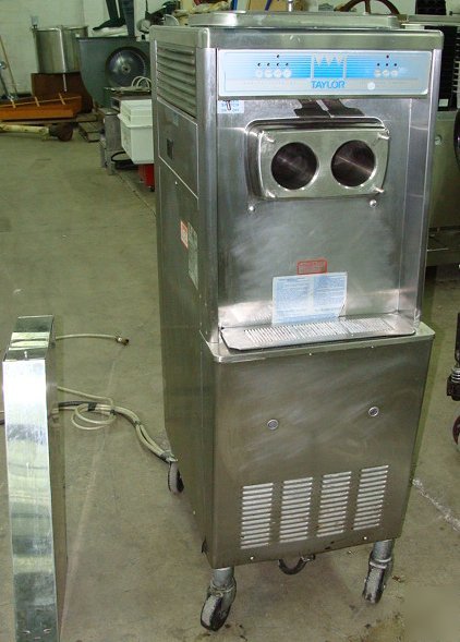 Taylor soft serve ice cream machine 336-27 nice