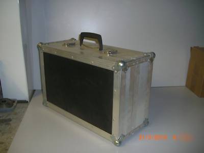 Telemecanique t & e plc tsx 172 2028 training case. 