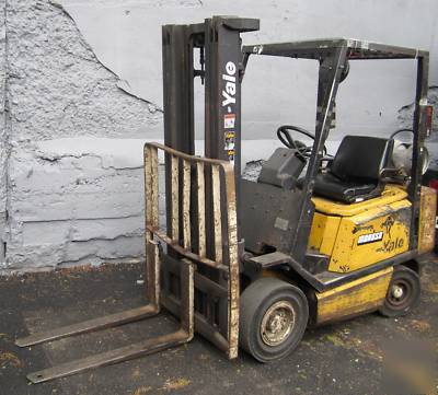 Yale shop warehouse forklift fork lift truck 4000 lb.