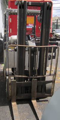 Yale shop warehouse forklift fork lift truck 4000 lb.
