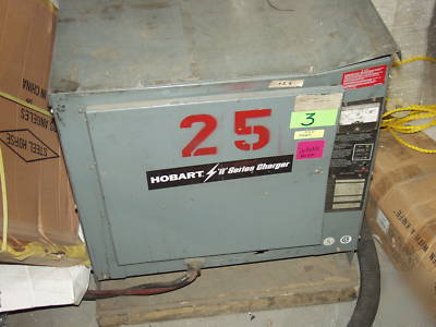 Crown 40 fc tt -188 electric forklift & charger