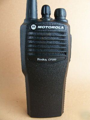 Mint motorola radius CP200 uhf 4CH radio