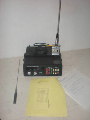 Realistic pro 2020 programmable scanner uhf vhf am fm