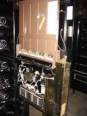 Snackshop ii cookie, chip, candy, gum vending machine