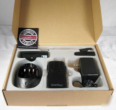 New brand in box uhf 16 channel radio w/rapid charger