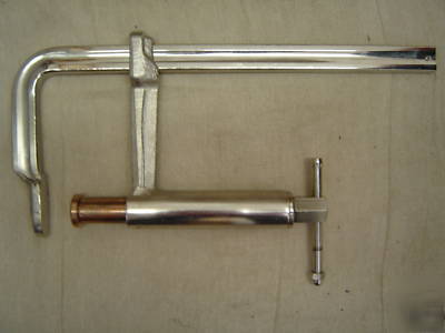 Porta vise 12