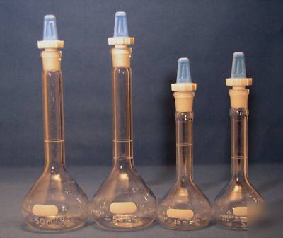 Pyrex volumetric flasks (2) 50ML, (2) 25ML 