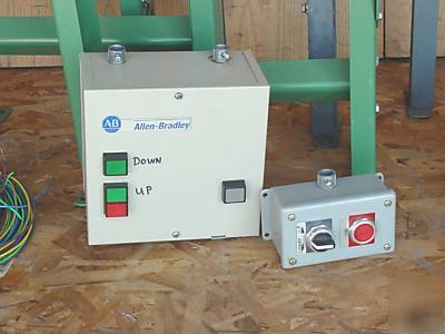 Roach 350SB slider bed belt 14' conveyor + 10 ft roller