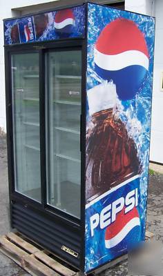 True gdm-37 sliding 2 door display cooler refrigerator