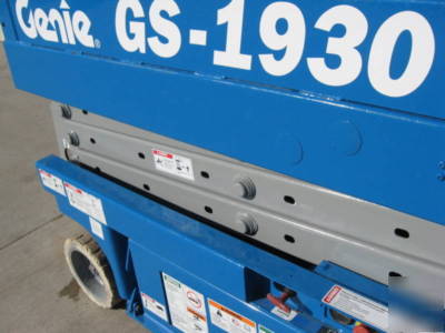 2002 genie GS1930 scissor lift manlift boom aerial man