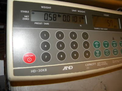 And hd-30KB counting scale 60 lb capacity x 0.01 lb ex.
