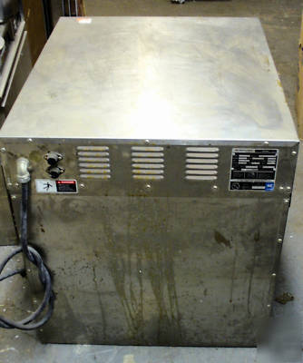 Bk whisper-flo gourmet oven/holding cabinet