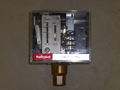 Honeywell pressuretrol L91B-1068 10-300 psi control ^