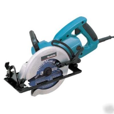 New makita 5277NB 15 amp 7-1/4-inch hypoid saw in box