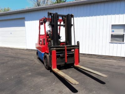 18,000LB forklift very clean tow motor great deal 