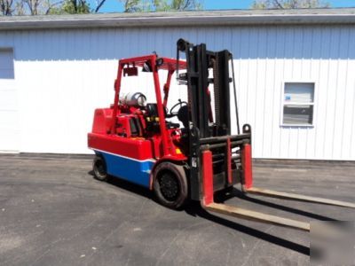 18,000LB forklift very clean tow motor great deal 
