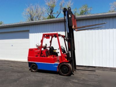 18,000LB forklift very clean tow motor great deal 
