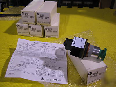 New allen bradley 800MR-D1 mushroom head p.b. green