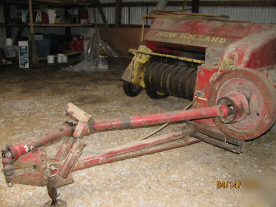 New holland super 69 hayliner sq. baler