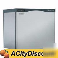 Prodigy 1000LB ice maker 30