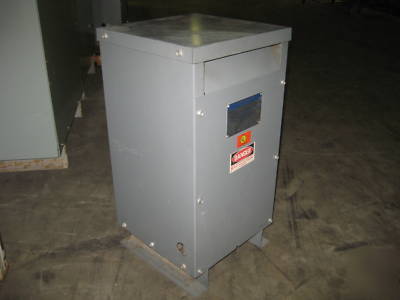 Square d 25 kva 240X480 120/240 25KVA 240 x 480 120/240