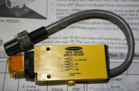 Banner photo sensor universal voltage SMU315FQDP 