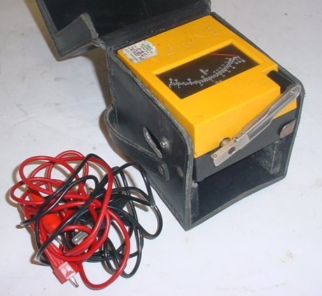 Biddle megohmmeter megger tester ohms w/ leads 500 volt