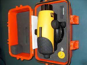 Cst/berger 24X automatic level w.case excelcondition 