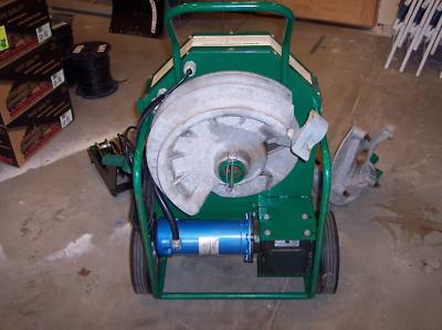 Greenlee 555 electric pipe bender rigid and emt shoes