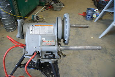 Ridgid 300A on 1206 tri stand