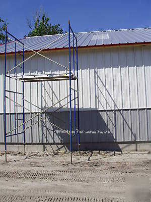 4/ 5 x 6'4' frames, 4/ 7' braces, 2/hook plank 4/screws