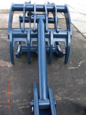 Grapple to suit SK80 (any 7-9 ton) excavator 4/3 tine