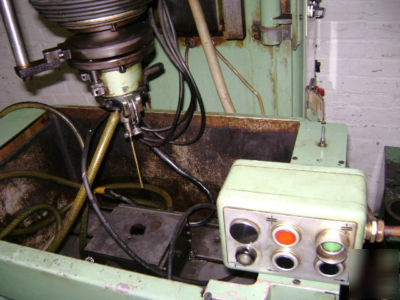 Charmilles eleroda model DS1 ram type die sink edm mach